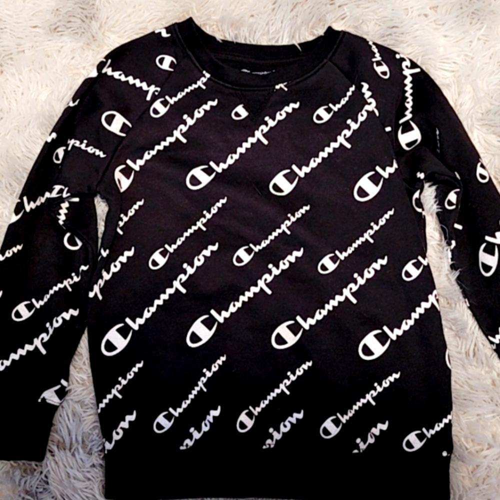 Girls large champion sweatshirt
